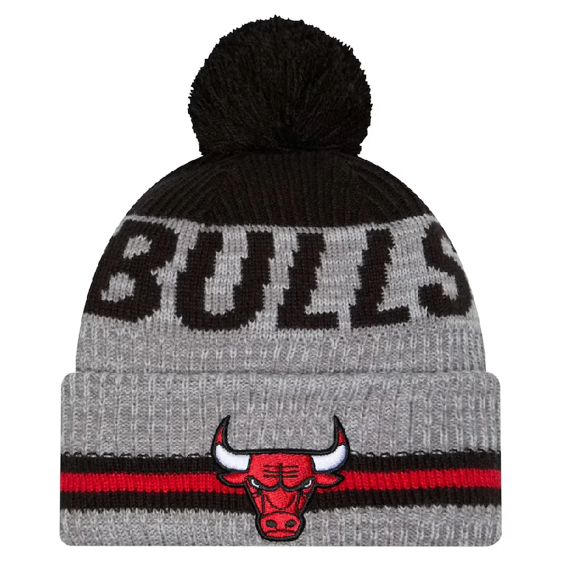 New Era Chicago Bulls Runner Pom Knit