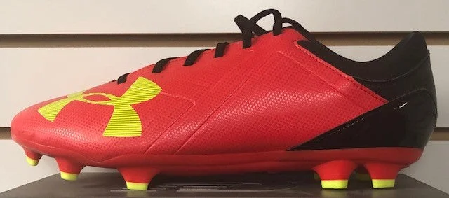 Under Armour Spotlight Soccer Cleat